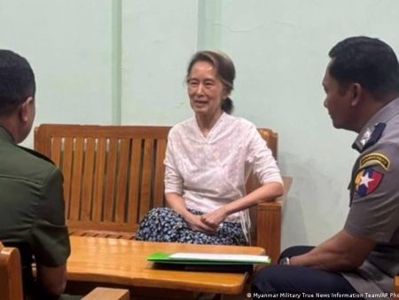 Myanmar: Ex-leader Aung San Suu Kyi moved to house arrest