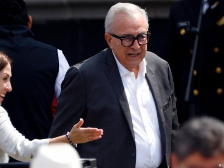Mexican governor indicted by US steps down