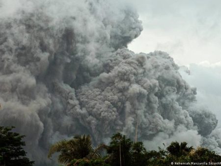 Philippines’ Mayon volcano spews ash — Pictures