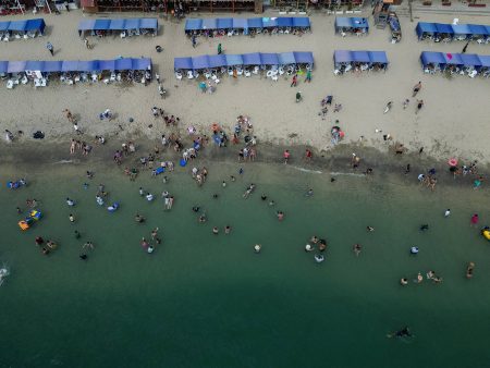 Colombia tourist jewel plagued by violence