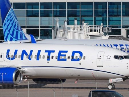 NTSB to investigate United plane that struck pole on NJ Turnpike