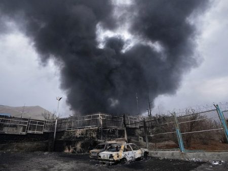 Two US cargo ships have crossed Strait of Hormuz, military says