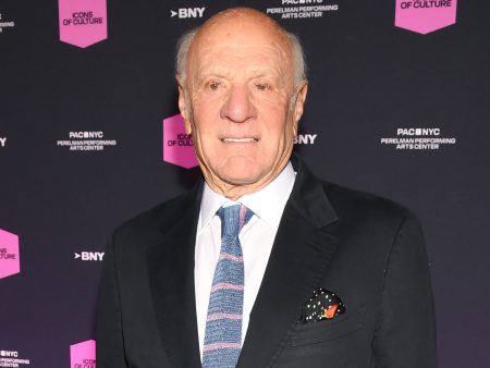 Barry Diller Wants To Buy CNN “Before They Ruin It Any Further”: “Hopefully Before It’s Extinct”