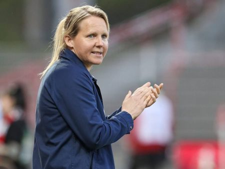Novum in der Bundesliga: SVW-Trainerin Kromp bekommt Mikro