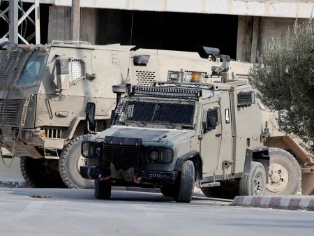 Israeli forces kill Palestinian man in raid on Nablus in occupied West Ban
