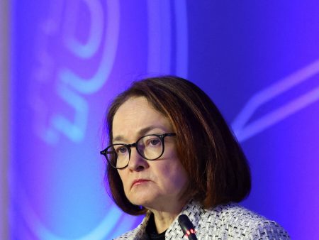 Banker’s Brief Absence Exposes Raw Nerves on Russia’s Economy