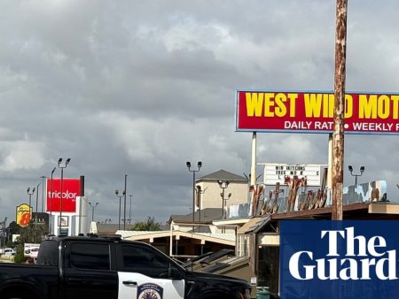 Texas shooting leaves one person dead and nine others in hospital