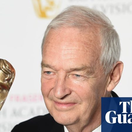 Former Channel 4 News anchor Jon Snow diagnosed with Alzheimer’s
