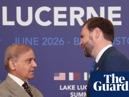 US-Iran talks in Switzerland to get under way as strait of Hormuz remains closed
