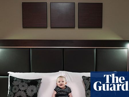 Parents booking air-conditioned hotels to keep babies safe in UK heatwave