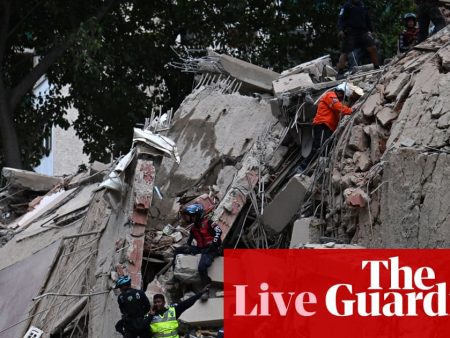 Venezuela earthquakes live updates: buildings collapse in Caracas as officials warn ‘high casualties’ likely