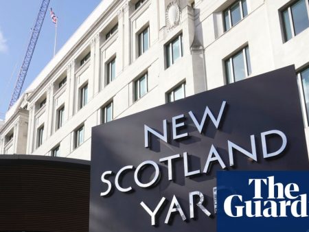 Met gets extension to AI project with spy tech firm Palantir after mayor blocked deal