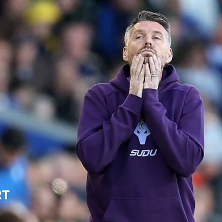 Wolves sack Edwards after seven months