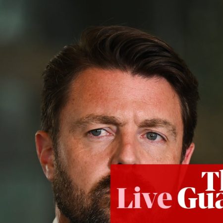 Australia news live: Jonathon Duniam to retire from politics; father and daughter found dead in Sydney river