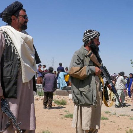 Afghanistan: Taliban open fire during hijab protest