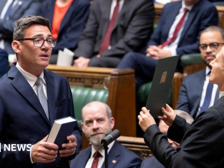 Starmer holds talks with Burnham as he seeks ‘orderly’ transition
