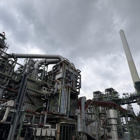Germany news: Industrial employment falls to decade low