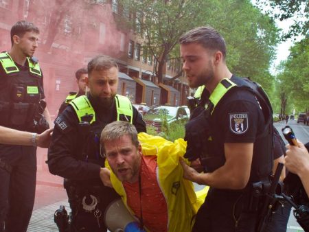 Berlin summit brings out private equity protesters