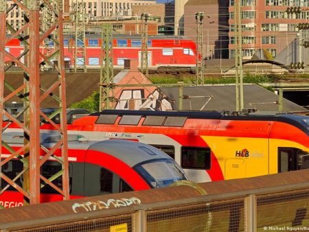 Germany news: Deutsche Bahn advises against travel amid heat