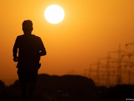 Germany news: Extreme heat heads east, Greens want air con