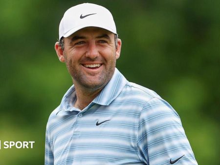 Scheffler fires 60 to take Travelers Championship lead