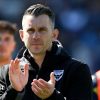 Oxford United sack head coach Bloomfield