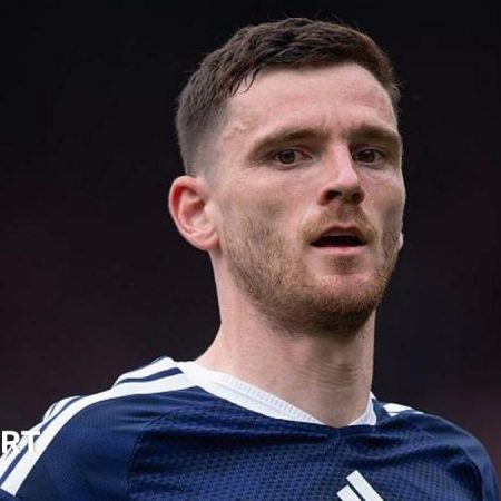 Tottenham sign Robertson after Liverpool exit