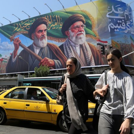 Iran war live: US strikes after downing of helicopter, Tehran vows response