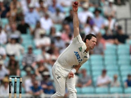 Henry stars as New Zealand wrap up victory against England in second Test