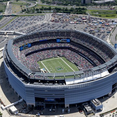FIFA U-turns on water bottle policy in US, Canada stadiums after backlash