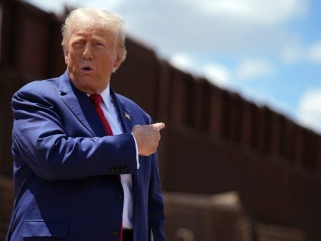 Federal appeals court allows Trump administration to resume fast-track deportations