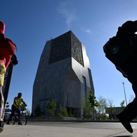 Trump invited to tour Obama Center after calling it a ‘disaster’