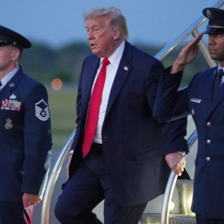 Poll: Trust in federal health agencies dropped sharply during Trump’s first year