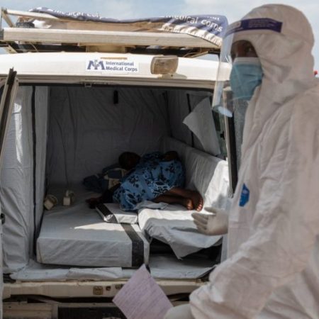 Ebola outbreak zone cases up almost 40 percent in a week