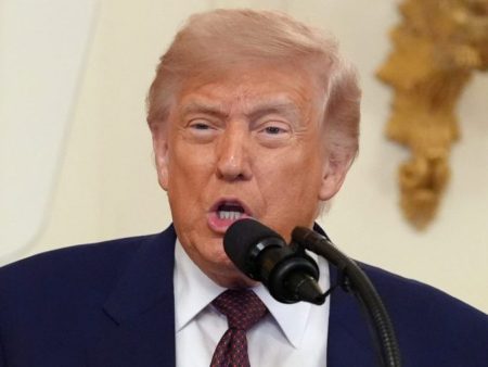 Trump awards 3 Medals of Honor to war heroes