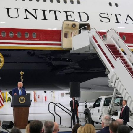 Trump unveils new plane for Air Force One, a gift from Qatar