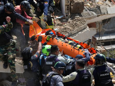 In pictures: Race against time to rescue Venezuela earthquake survivors