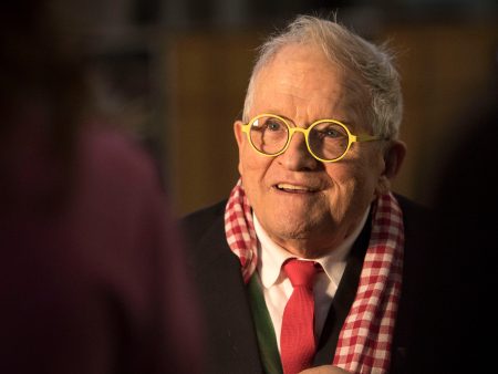 David Hockney, Legendary British Artist, Dies at 88