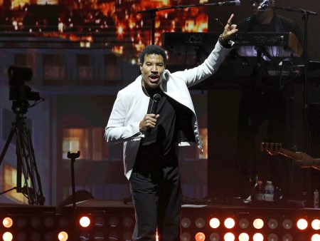 Lionel Richie Postpones Next Two Concerts After Falling Ill During Opening Night Show