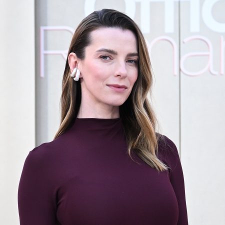 ‘Office Romance’ Star Betty Gilpin on Using a Prosthetic Vagina for Her Birthing Scene: ‘I Was Pretty Freaked Out’