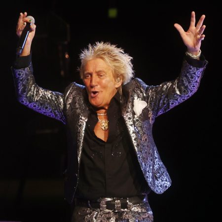 Rod Stewart Tells Hollywood Bowl “This Is My Last Time Here” During Farewell Tour Stop That Keeps The Records Playin’. But Is It Really Goodbye? – Review