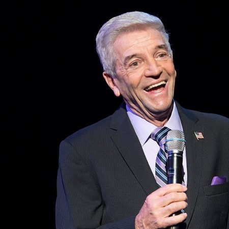 Tom Dreesen Dies: Comedian And Favorite Of Carson, Letterman & Sinatra Was 86