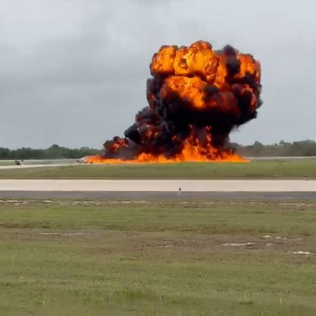 Texas-bound jet crashes during emergency landing in Dominican Republic
