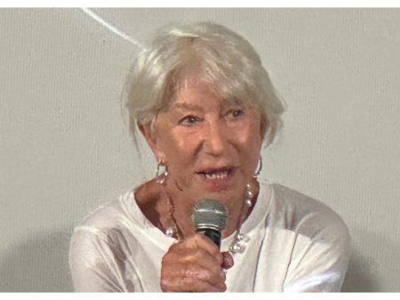 Helen Mirren Says Artists Are Not Political Animals: “We’re Not Politicians, Politicians Are Politicians” – Taormina