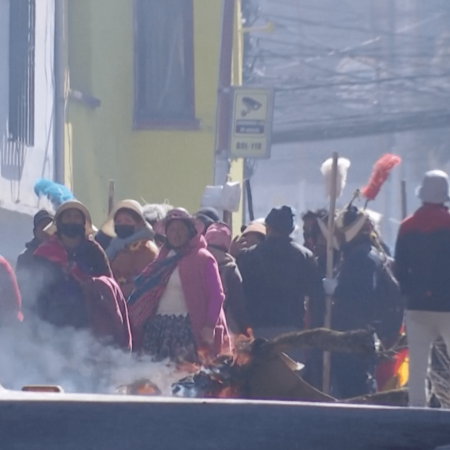 Bolivian farmers clash with police as ex-president vows resistance