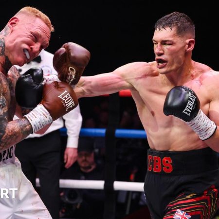 Billam-Smith stops Rozicki in Zuffa Boxing’s UK debut