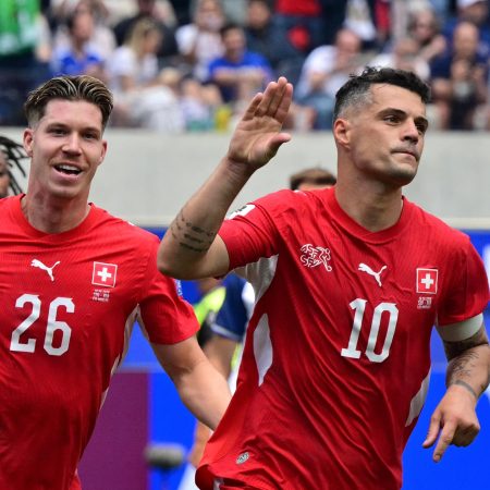 Switzerland beat Bosnia and Herzegovina 4-1, top Group B in World Cup