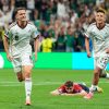 Mexico win 3–0 to eliminate Czechia and win all three World Cup matches