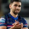 Wakefield scramble last-gasp win over Huddersfield