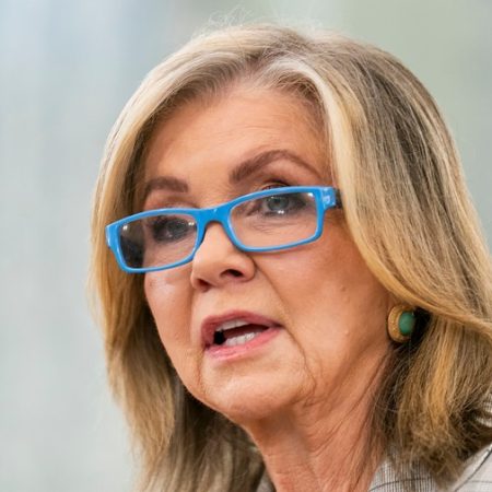 Blackburn presses Kik on kids safety after ‘disturbing’ research report